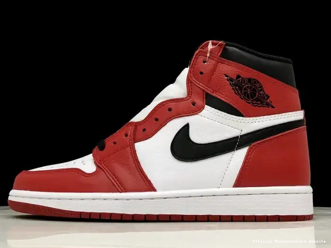 Official Maikesneakers 